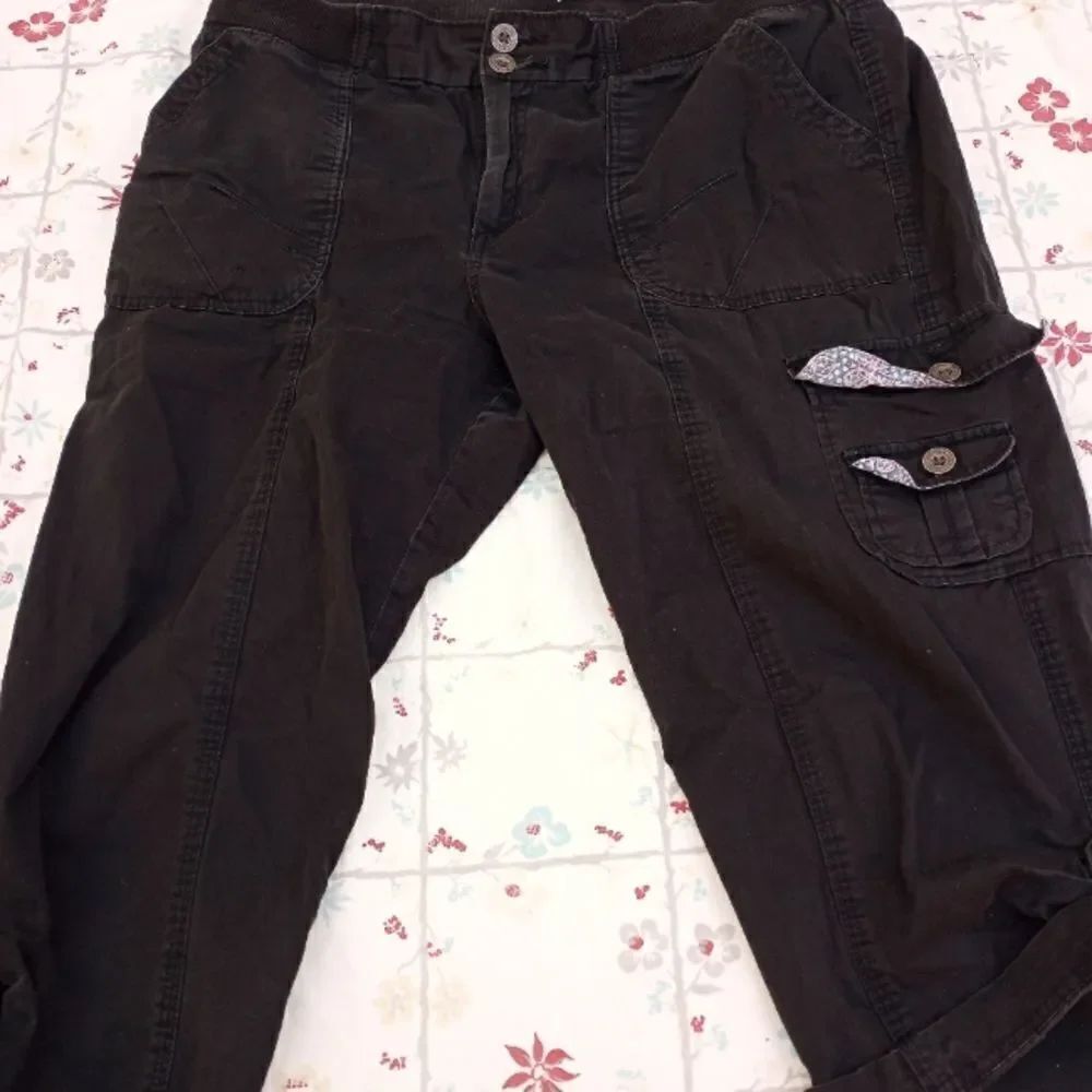 Lee Natural Fit L MultiPockets Black Zipper Outdoor Elastic Waist Women's Capri